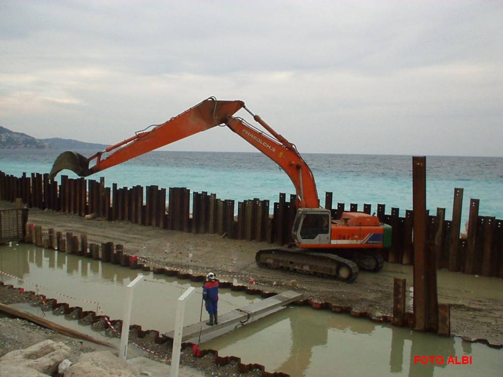 Fiat-Hitachi Fh450