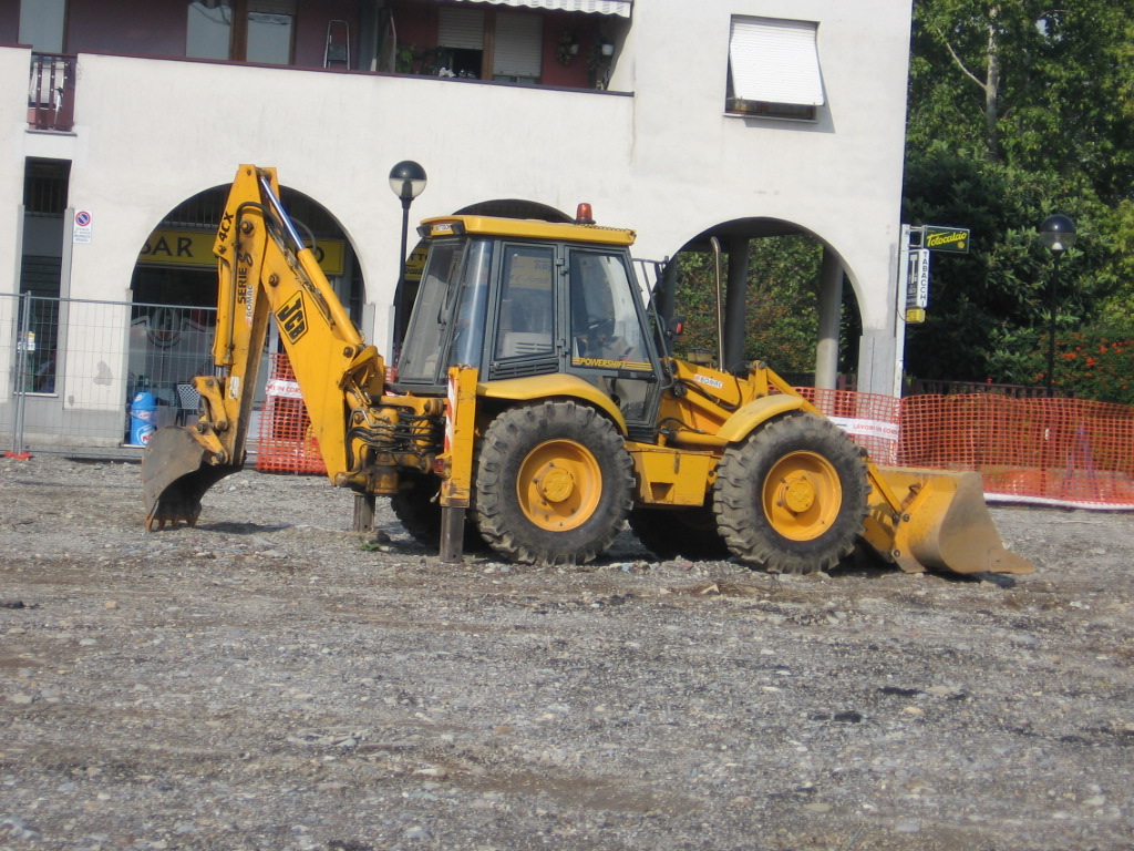 JCB 4CX