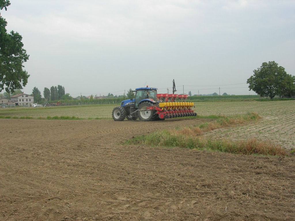 new holland ts135a