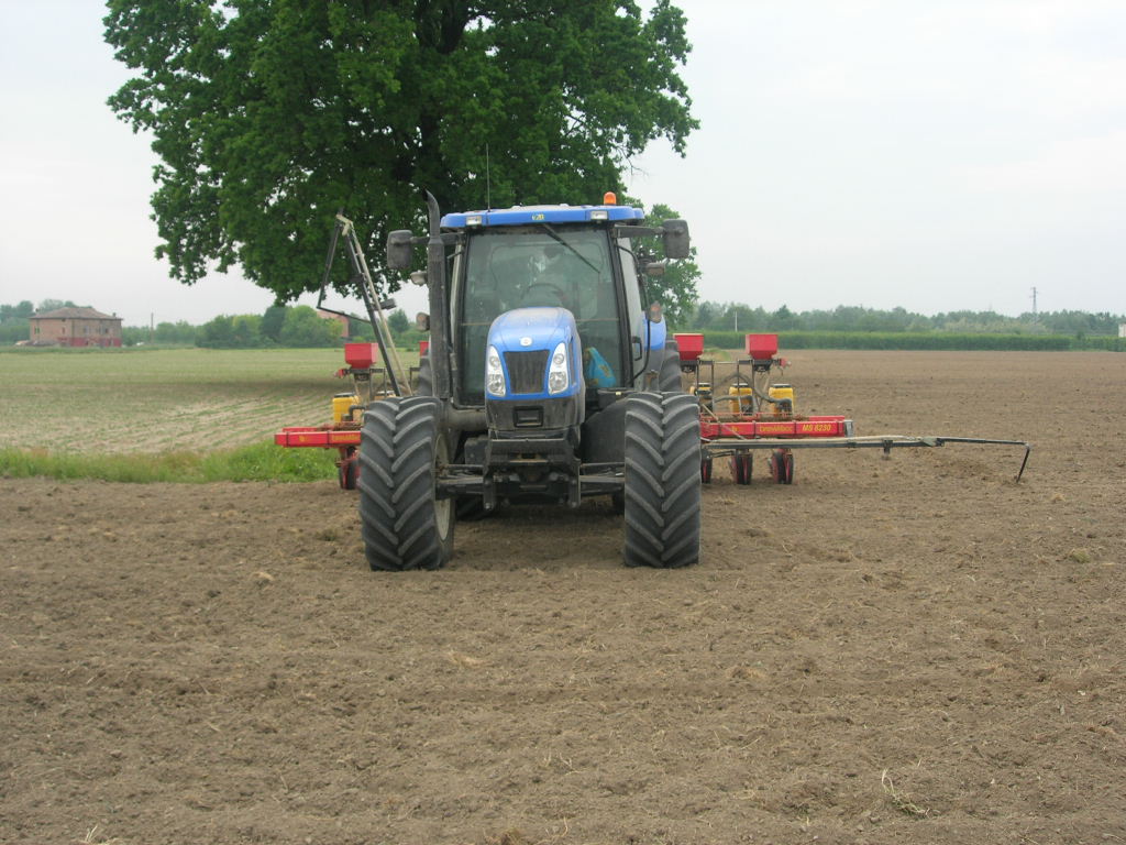 new holland ts135a
