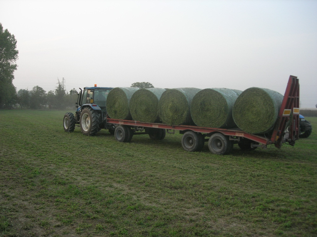 new holland TL100