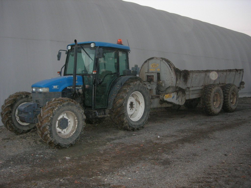 new holland TNS75