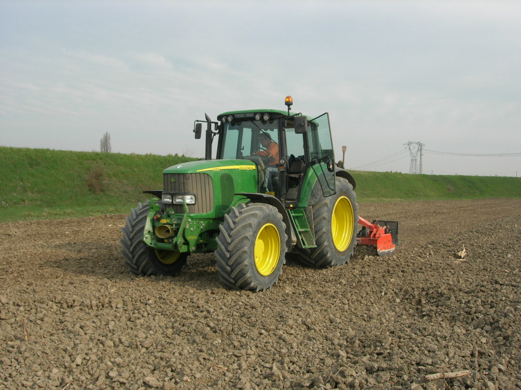 john deere 6520