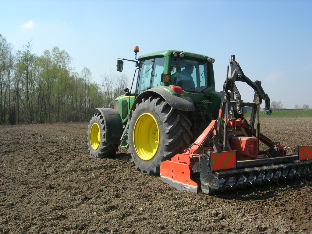 john deere 6520