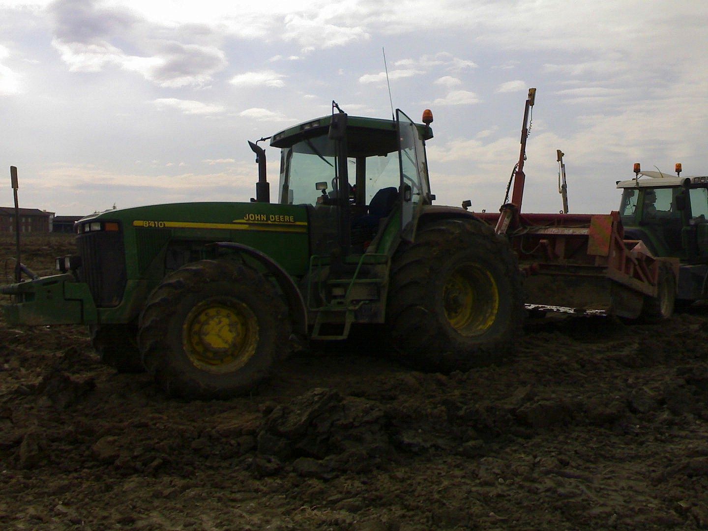 john deere 8410 cn scraper