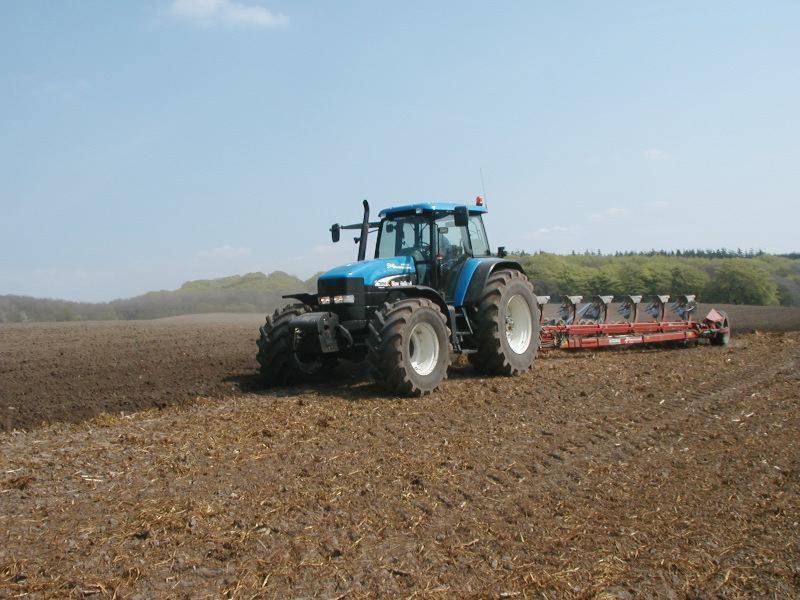 new holland tm190