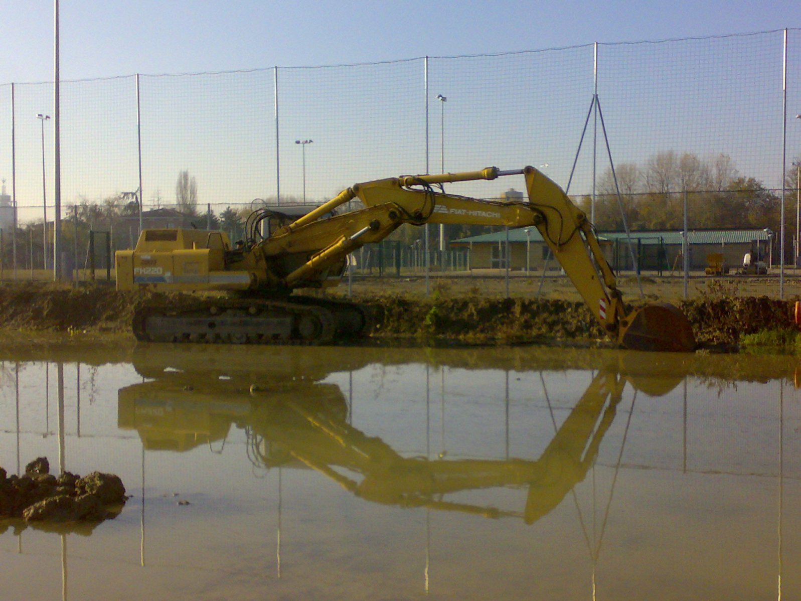 Fiat Hitachi FH 220