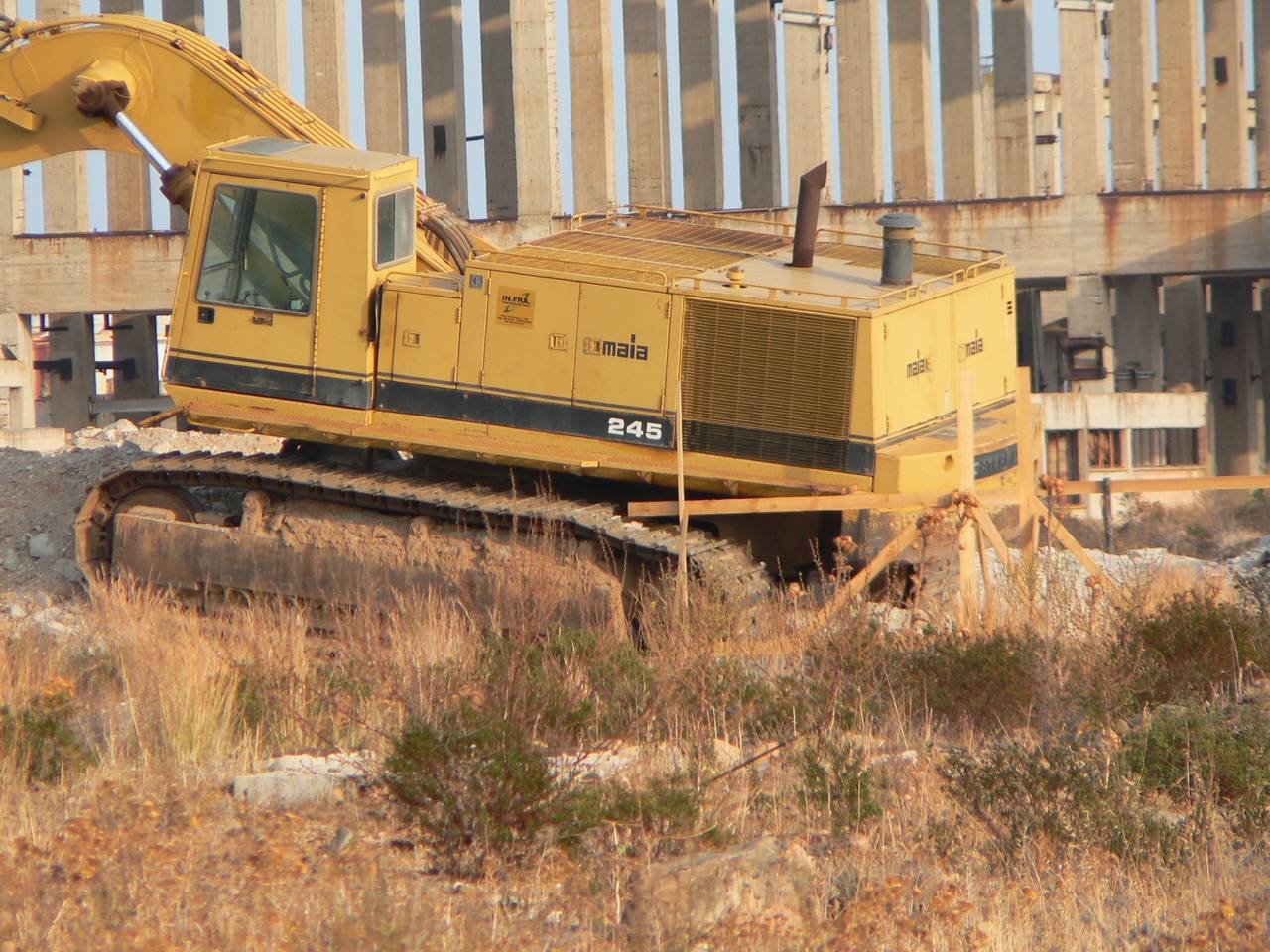 Cat 245