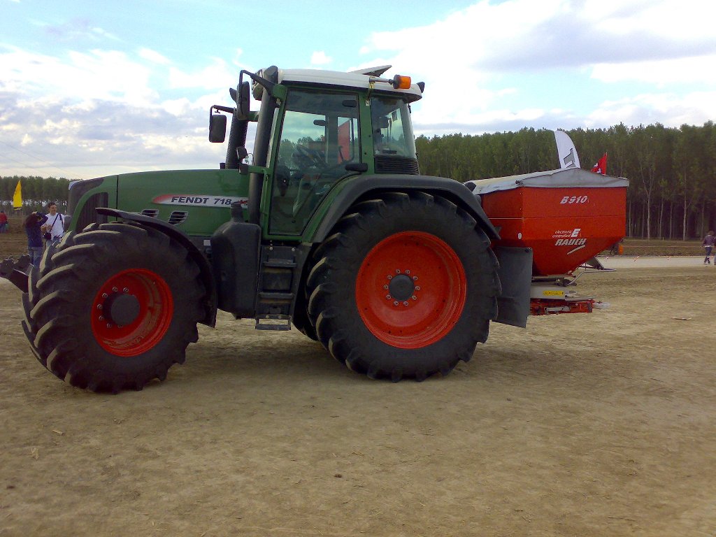 Fendt 718