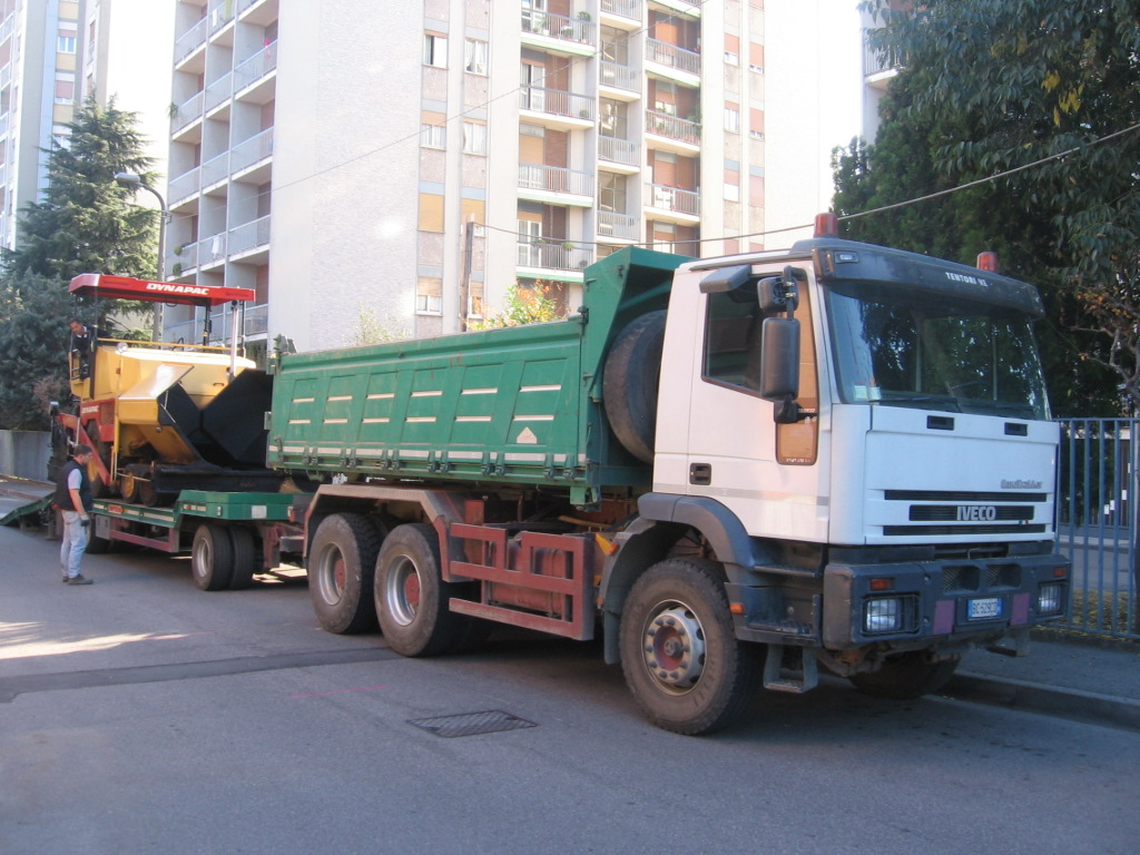 lavori stradali vie Galilei e Verdi a Muggiò impresa Cereda