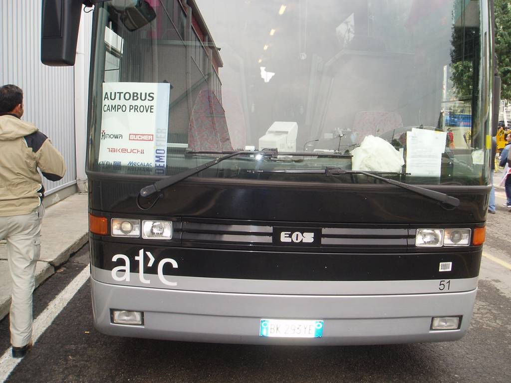 Il Bus-Navetta che porta al campo prove