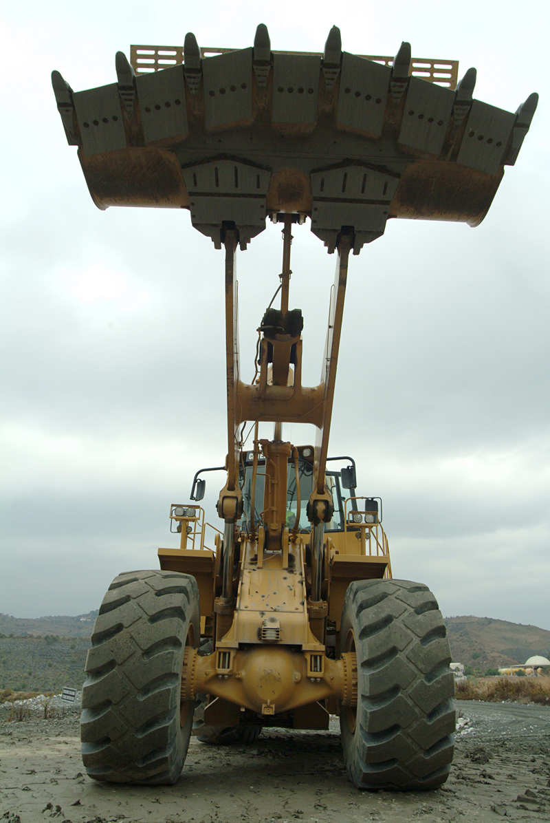 cat990