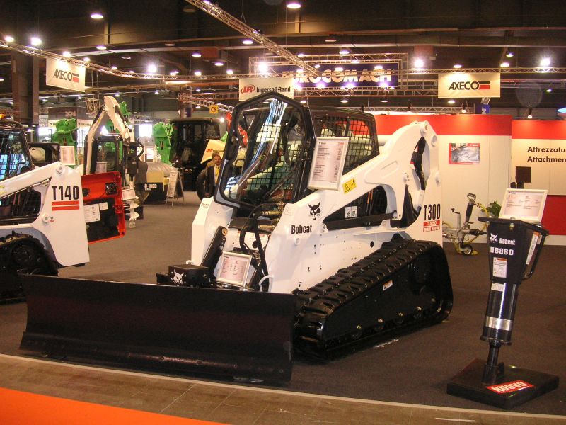 Bobcat T300