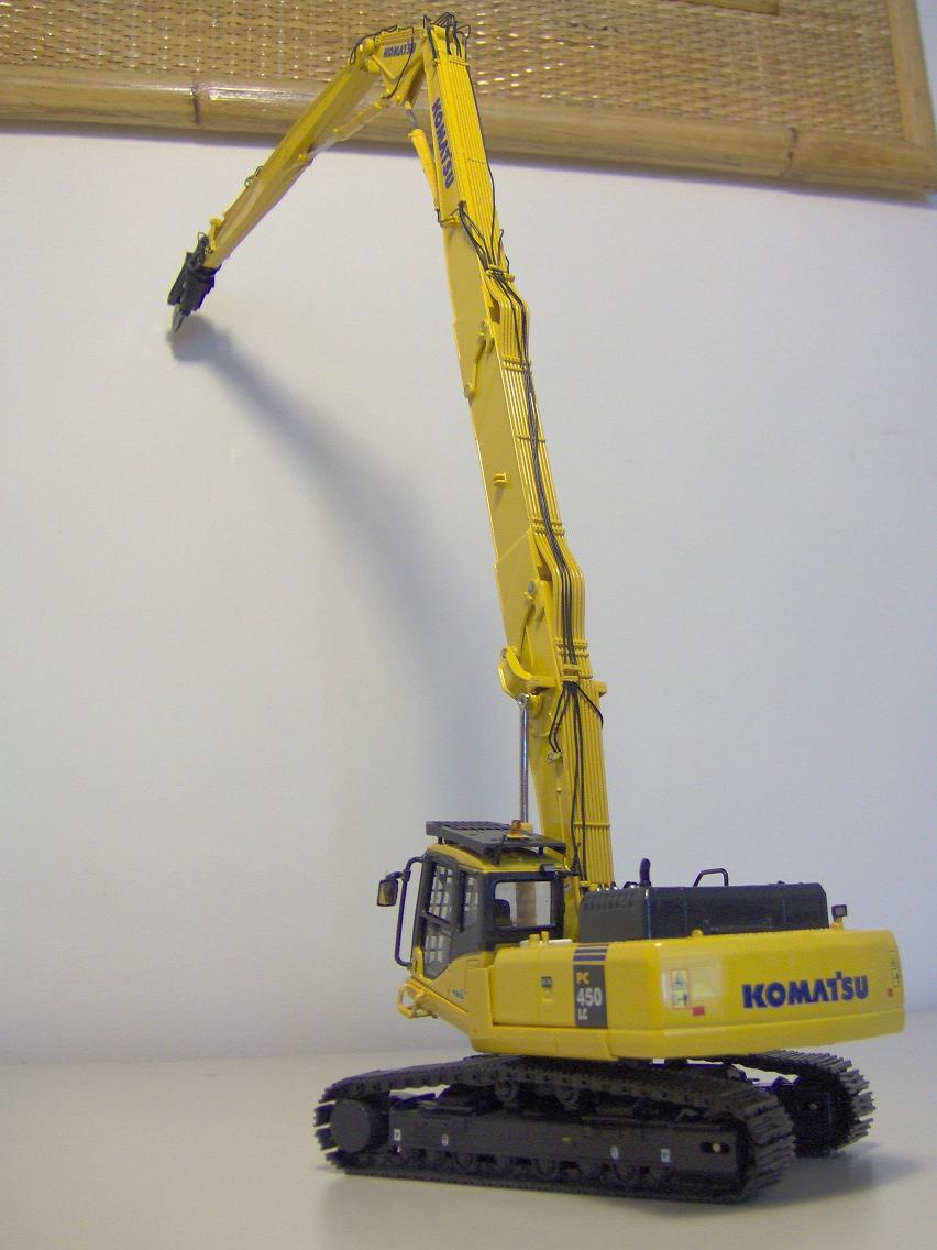 KOMATSU PC 450LCD