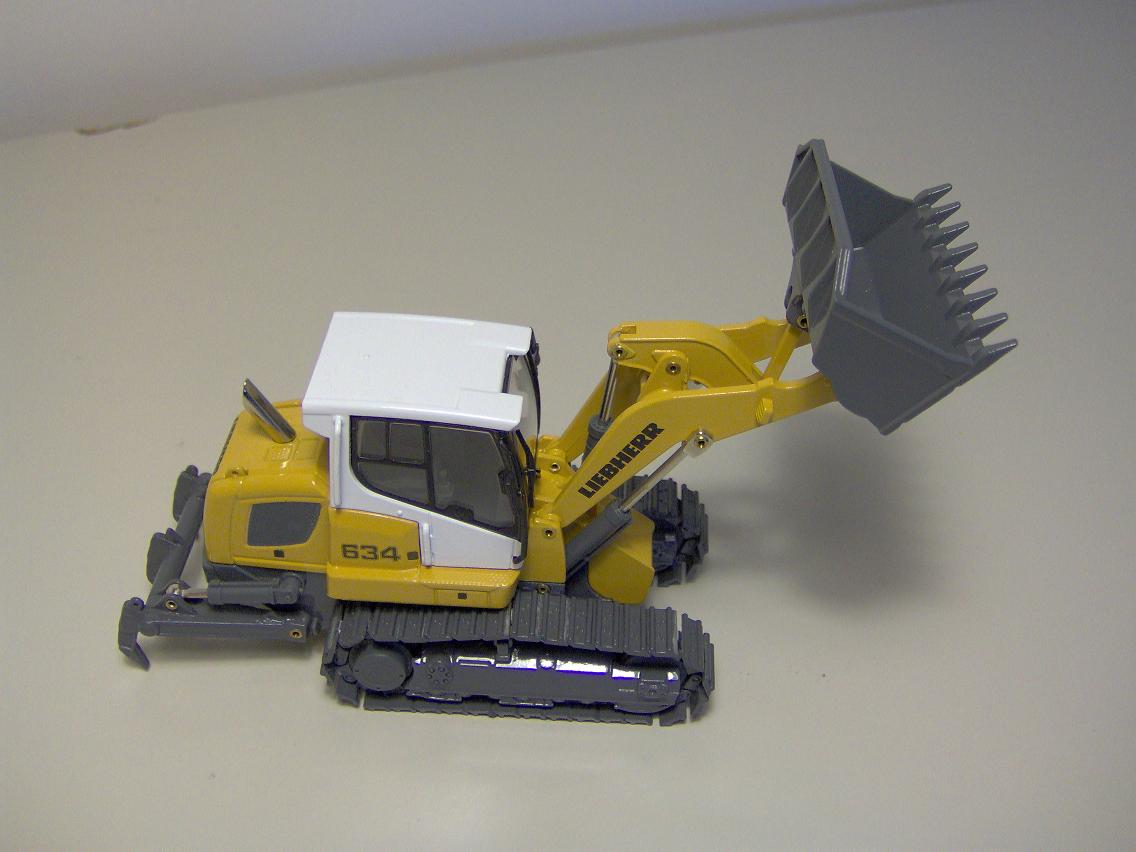 LIEBHERR 634