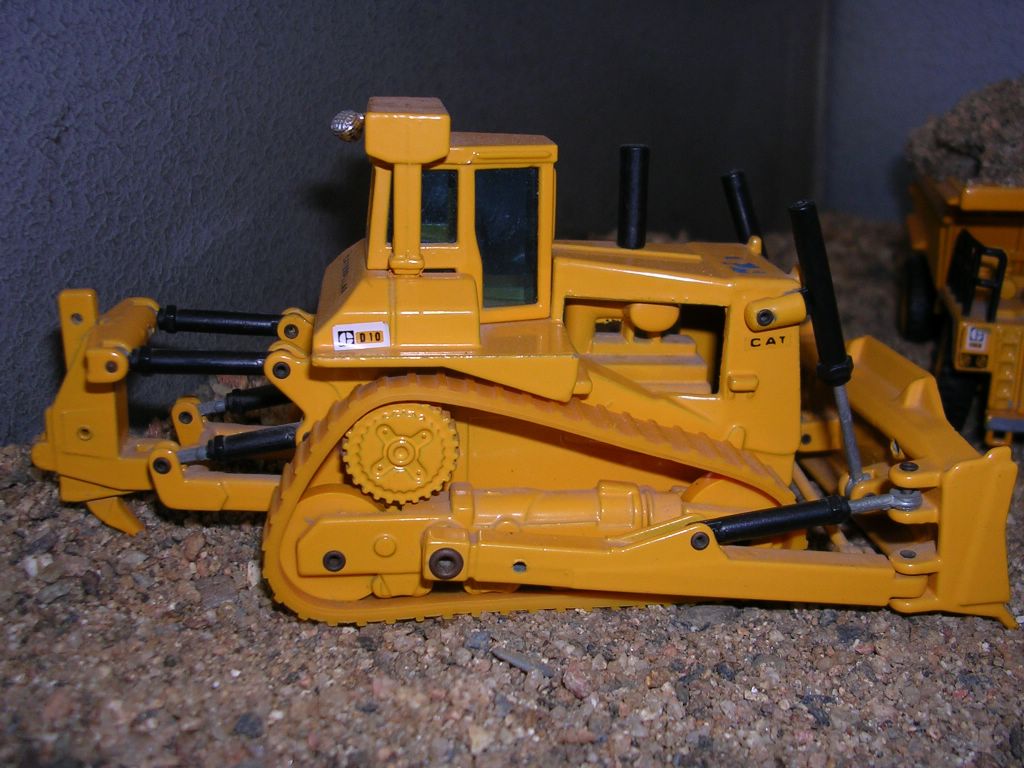 cat d 10