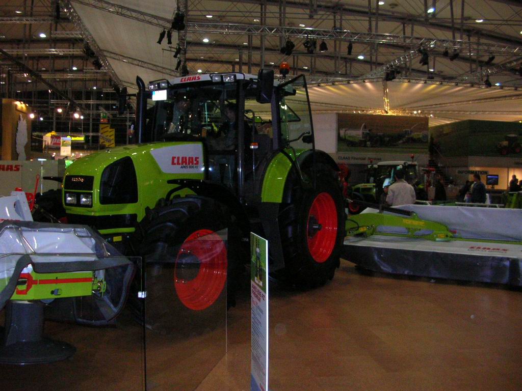 CLAAS Ares 836RZ+ Corto 8550