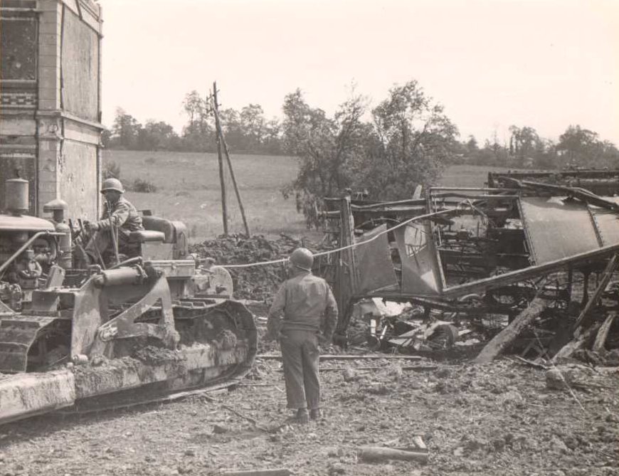1944