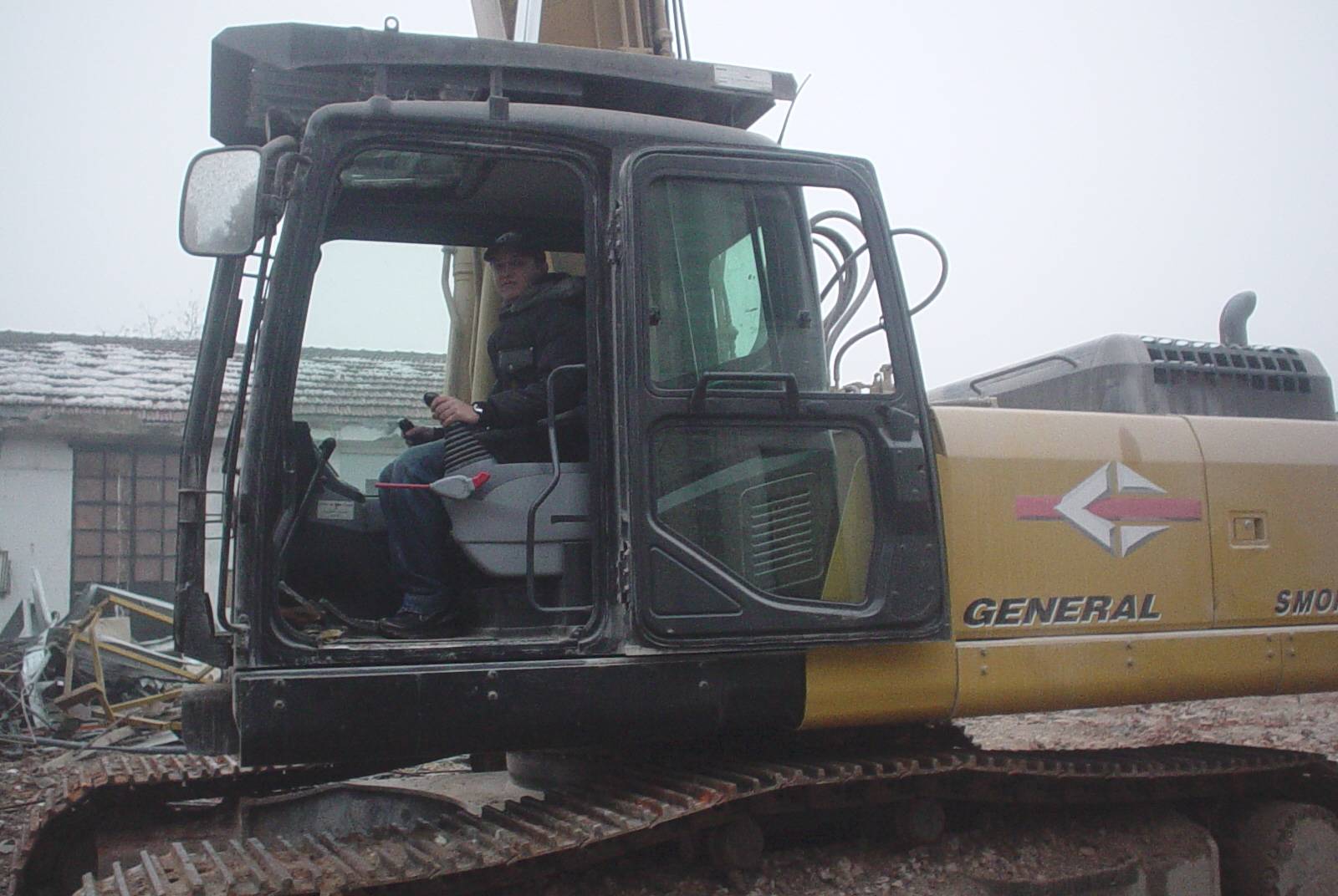 demolizione tipografia(GENERAL SMONTAGGI