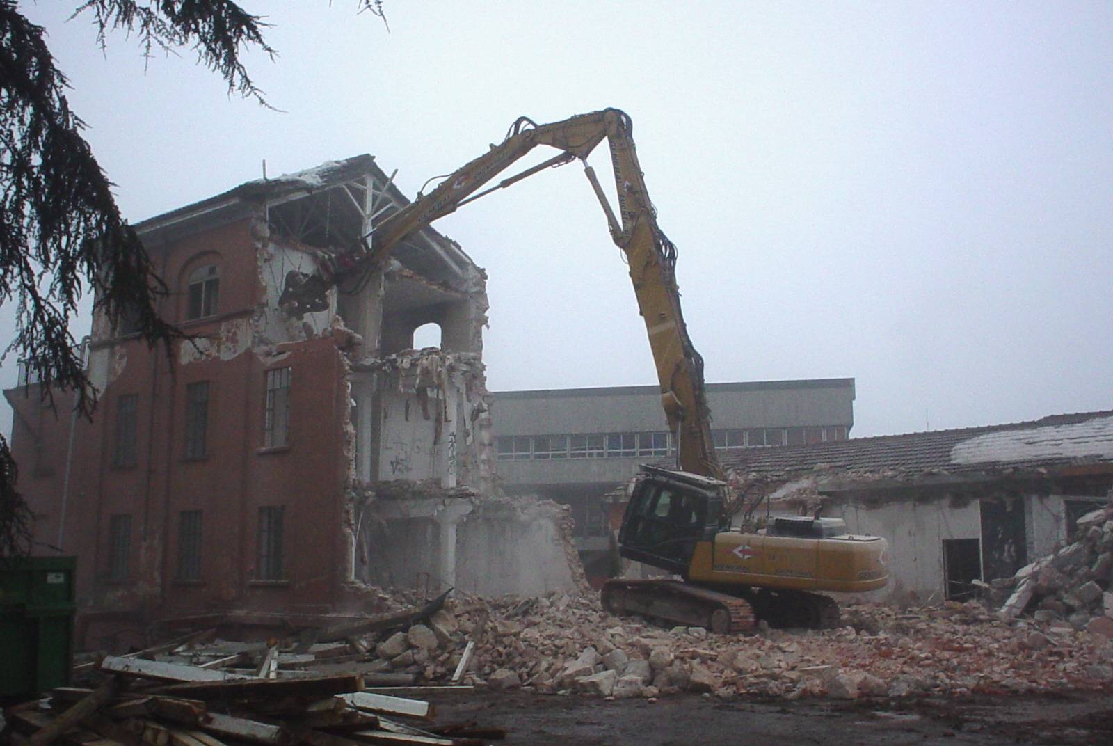 demolizione tipografia(GENERAL SMONTAGGI