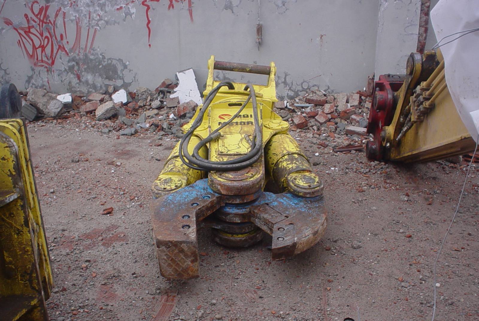 demolizione tipografia(GENERAL SMONTAGGI