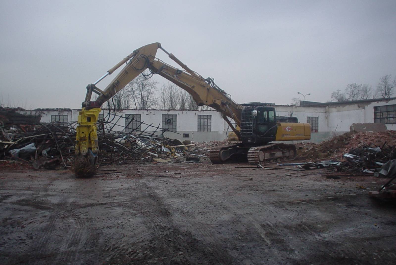 demolizione tipografia(GENERAL SMONTAGGI