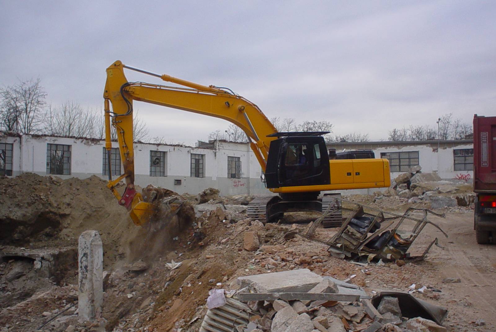 Demolizione Tipografia(General Smontaggi