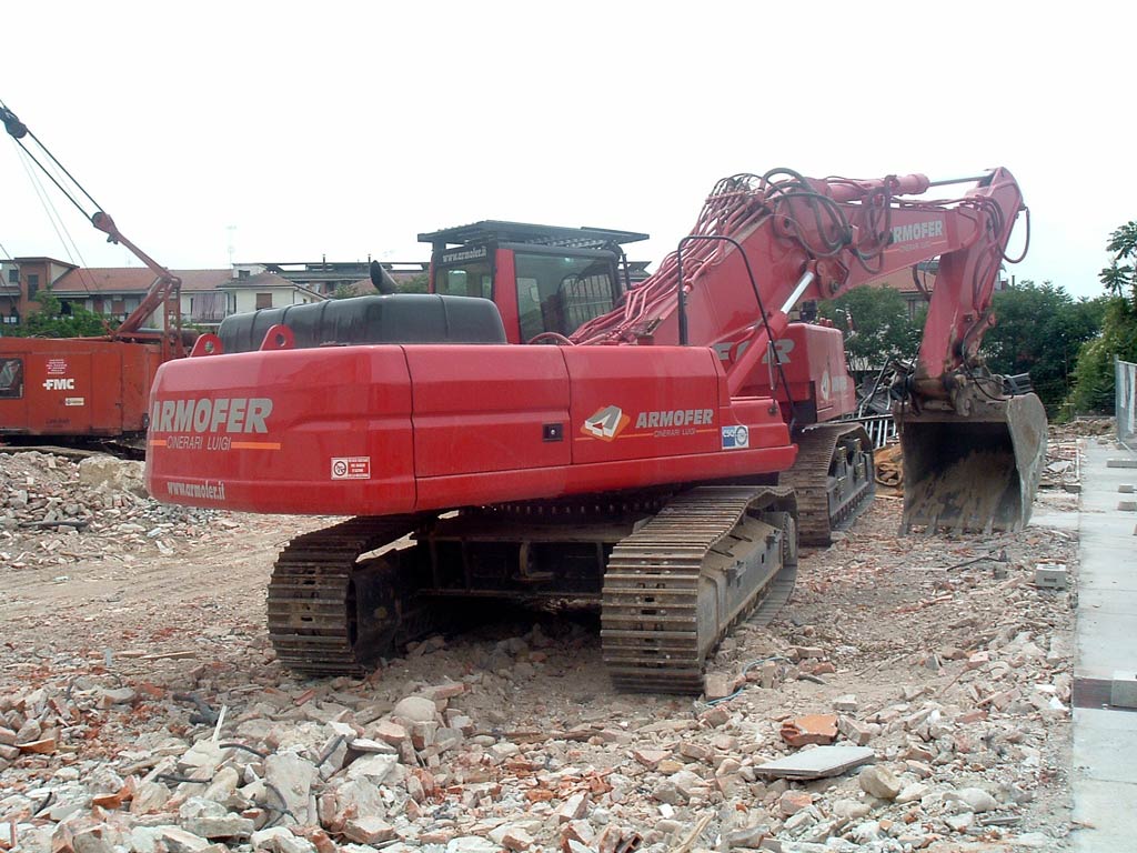 Cat 330B di Armofer