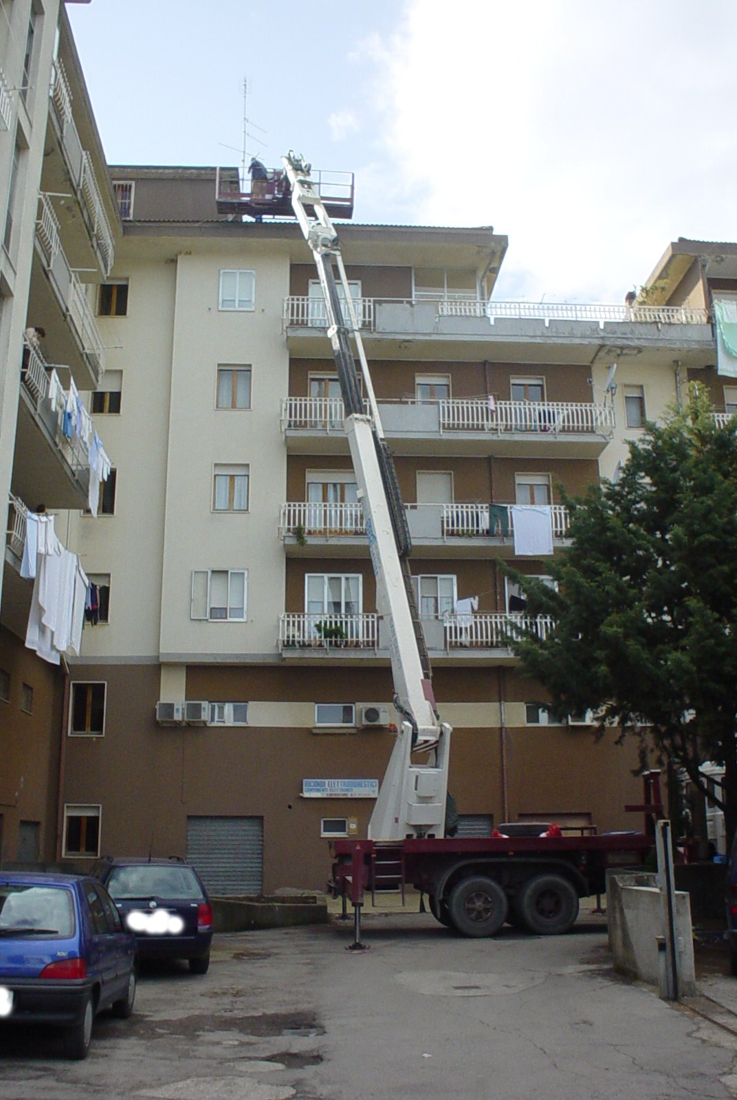 Lavori con Piattaforma Aerea