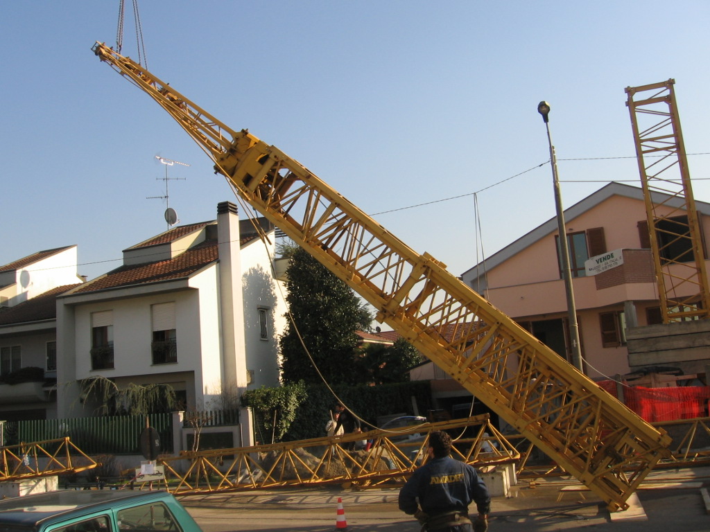 smontaggio Ferro:smontaggio torre