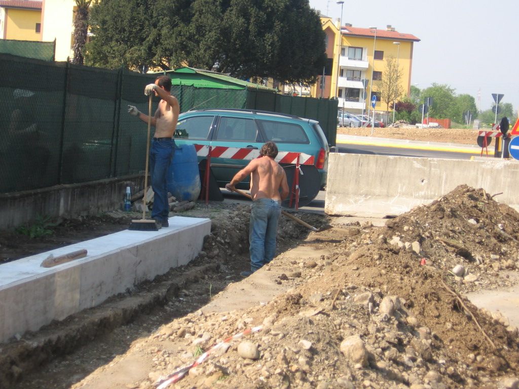 operai al lavoro