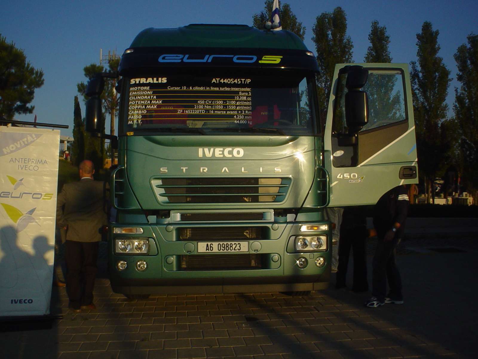 Presentazione Iveco Stralis Euro 5 e New Daily a Vasto