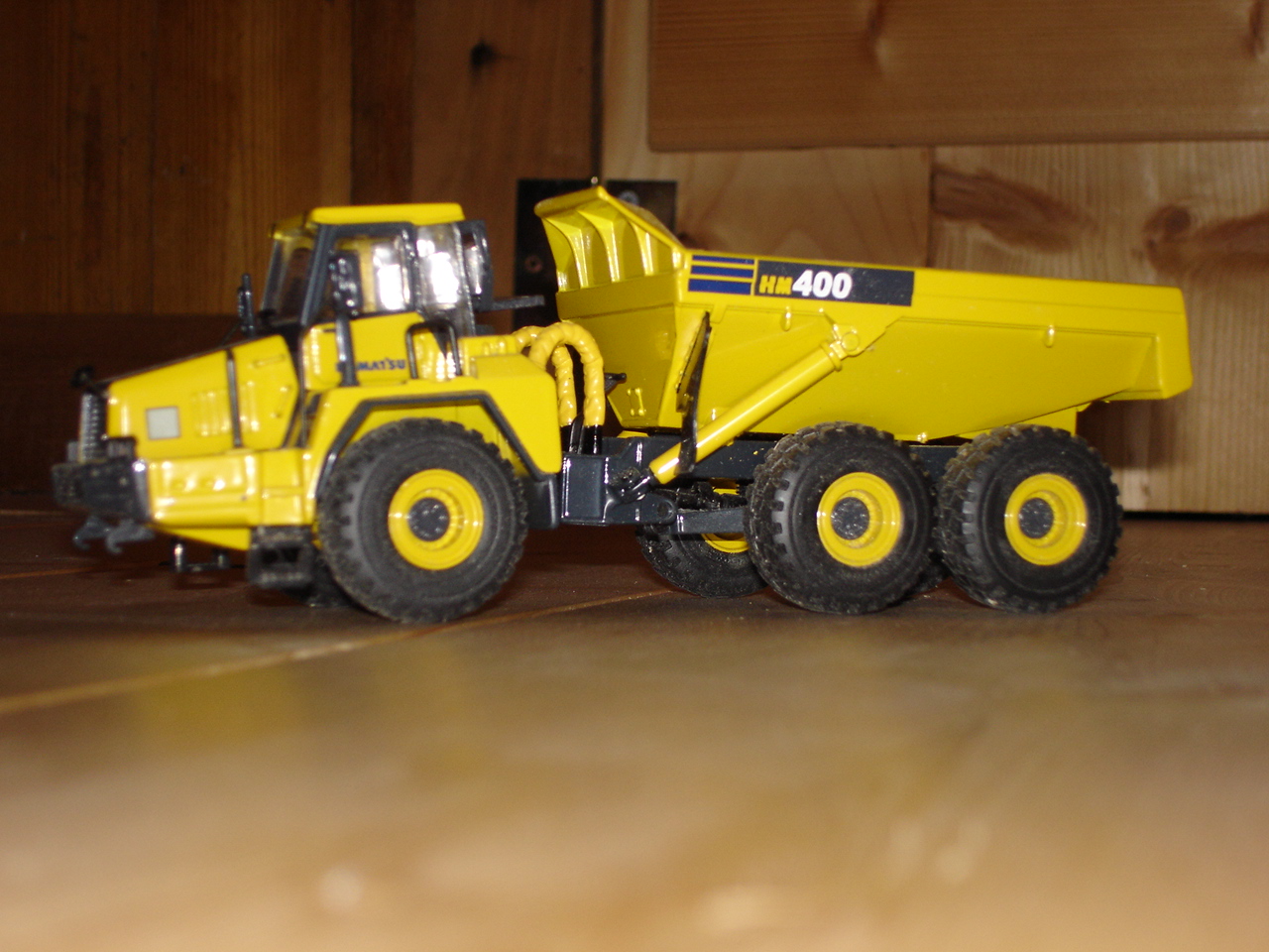 HM 400-1