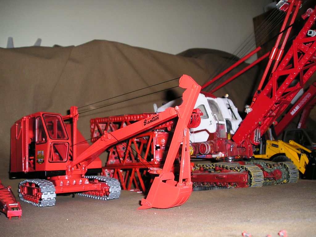 PARCO MEZZI SCALA 1:25