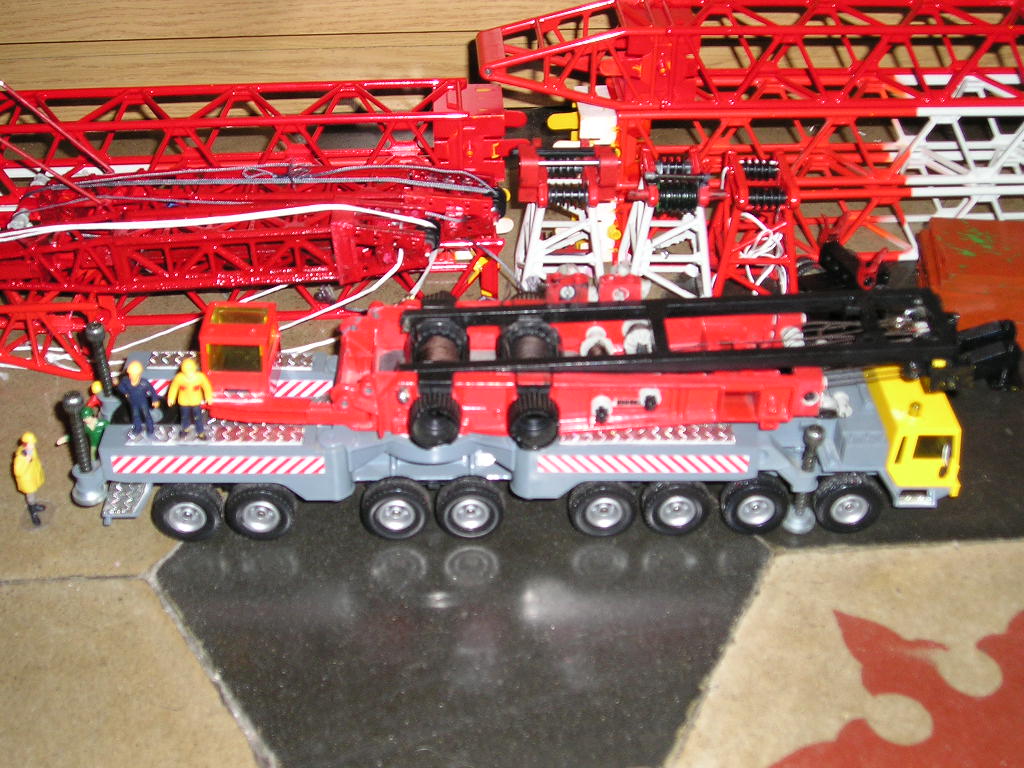 LIEBHERR LG1550 (H=1.75.M)