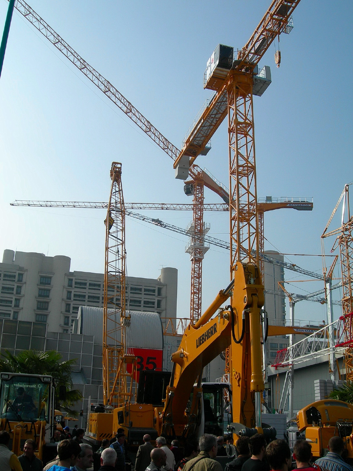 Stand Liebherr