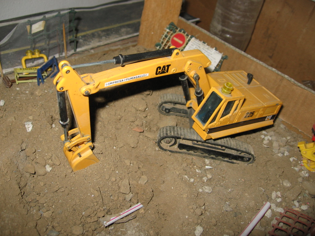 30\12\2006-rimozione vecchie tubature