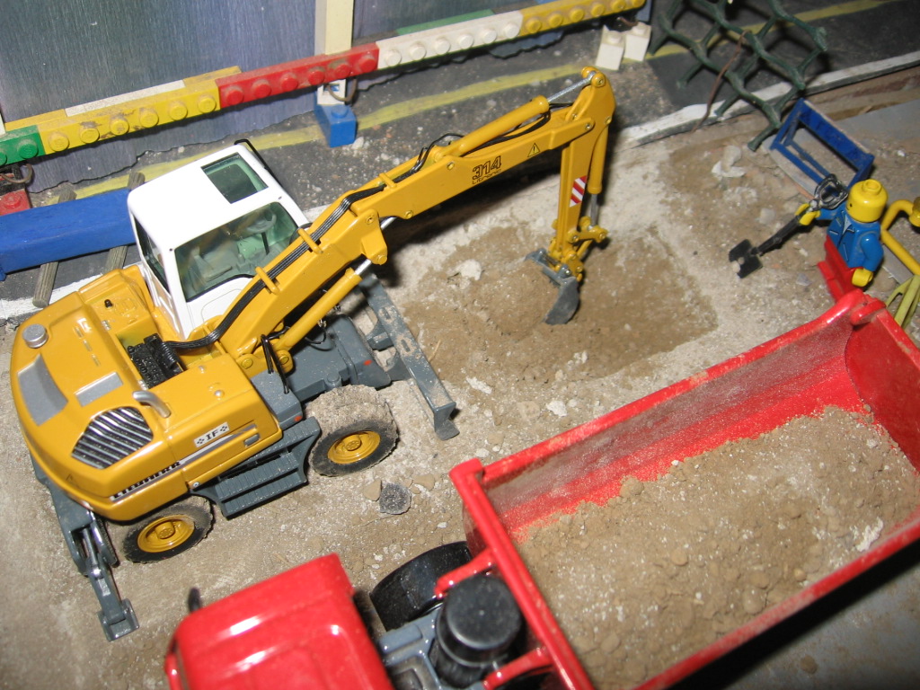 22\12\2006-sbancamento riempimenti fondazioni