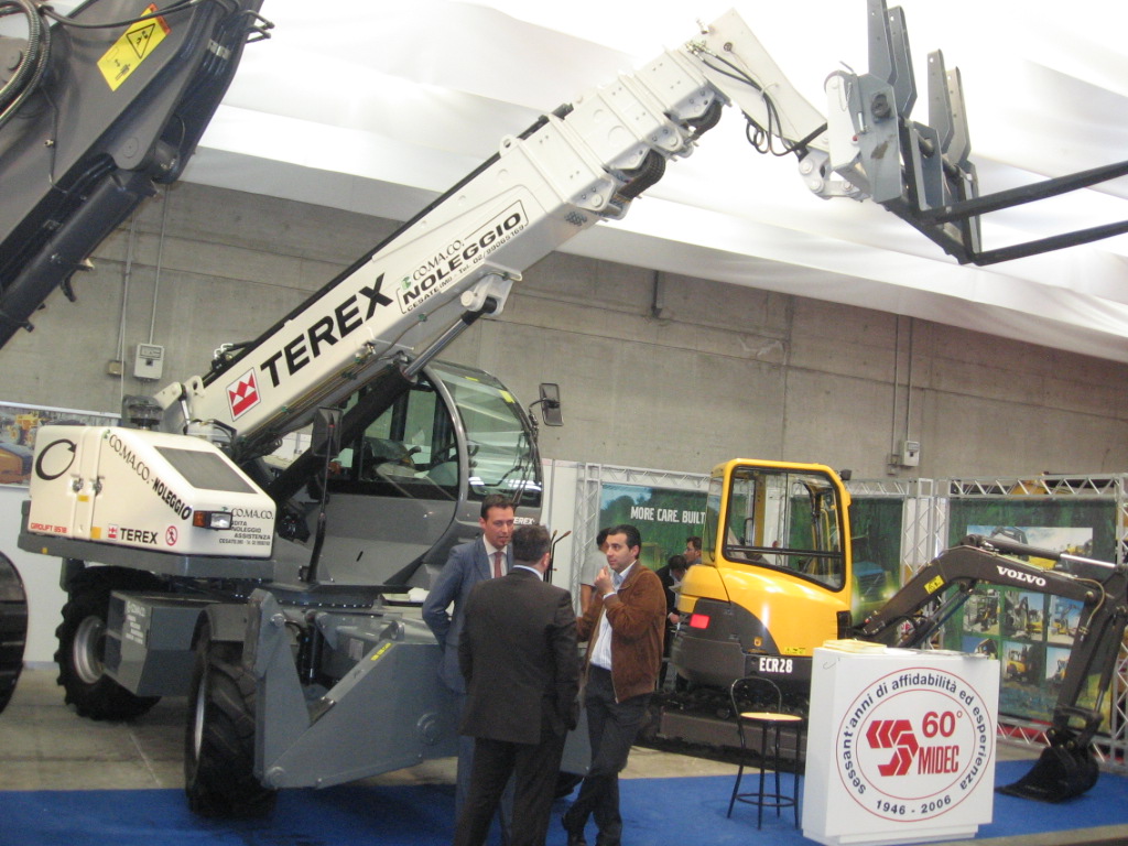 stand Midec:telescopico Terex