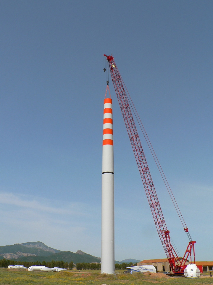 Montaggio della torre eolica