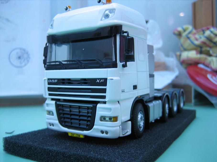 DAF 105XF 8x4 (WSImodels) -NEW-