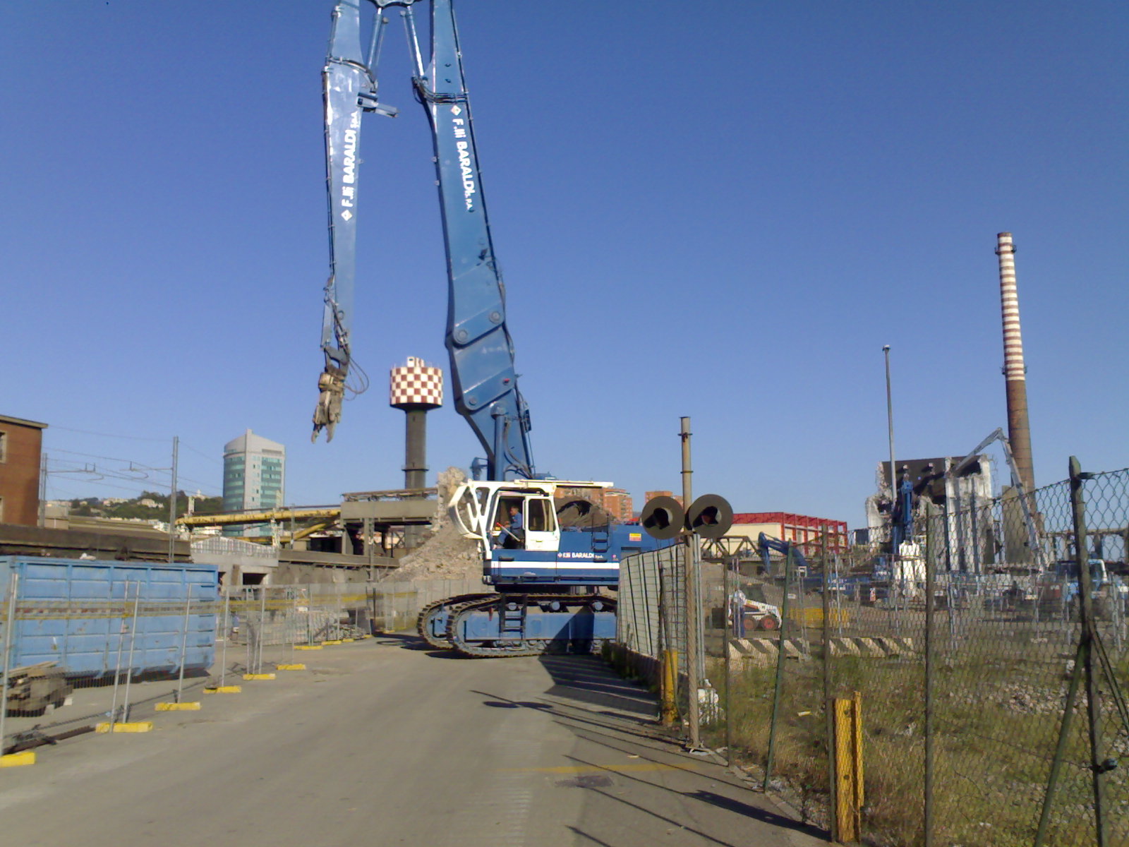 984 Liebherr Baraldi in marcia