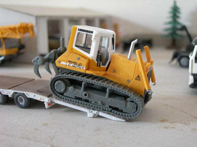 Scarico Liebherr PR734XL