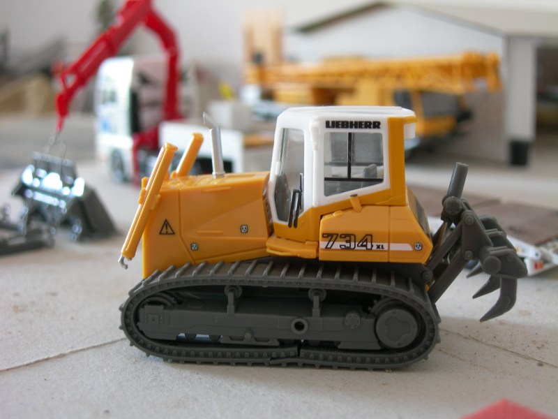 Scarico Liebherr PR734XL