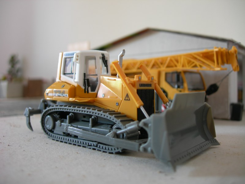 Liebherr PR734XL