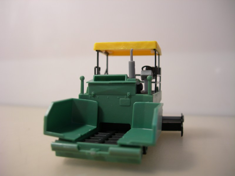 Finitrice Demag