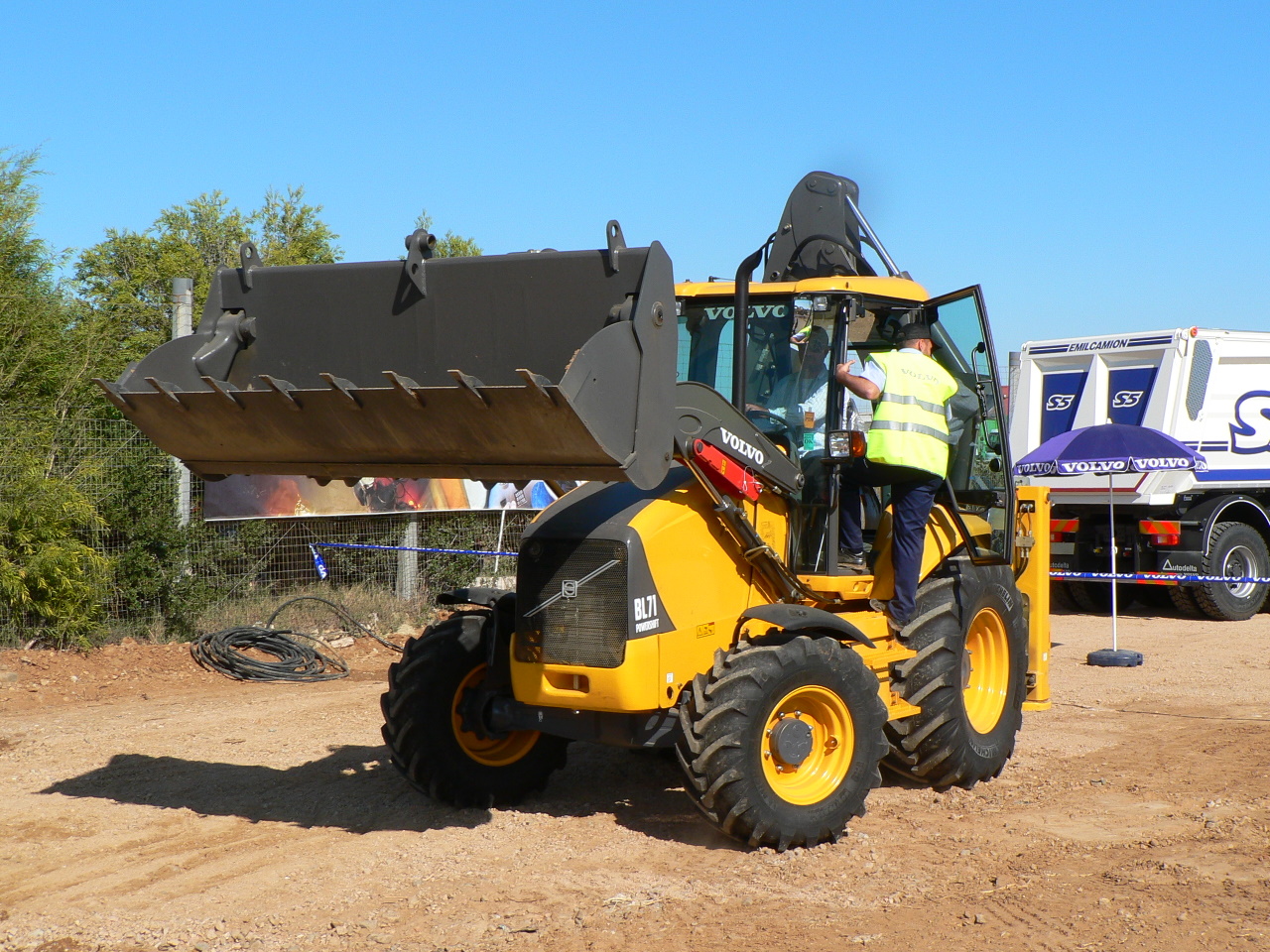 Volvo BL71 Plus