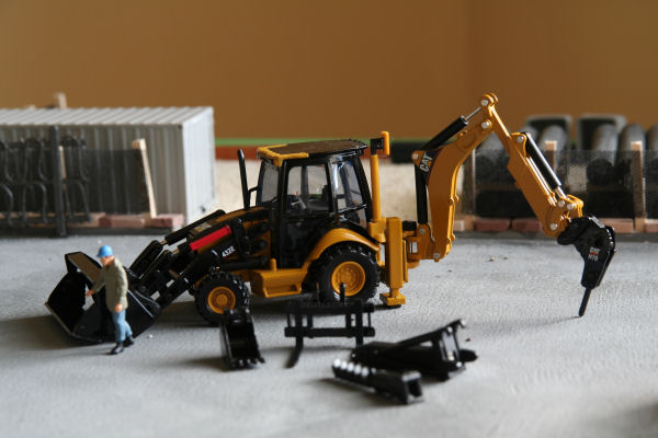 CAT 432 E