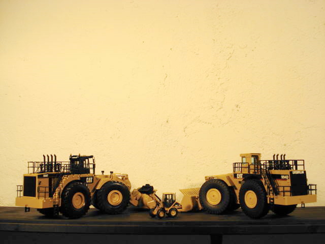 CAT 994F, CAT 994D & 906