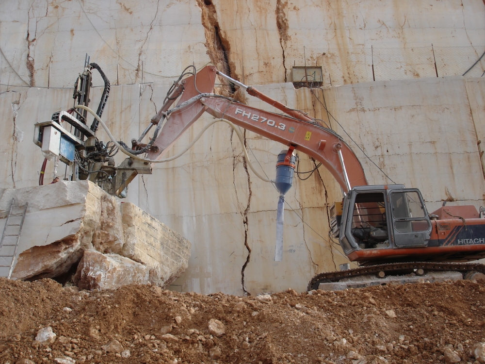 Fiat Hitachi FH270.3